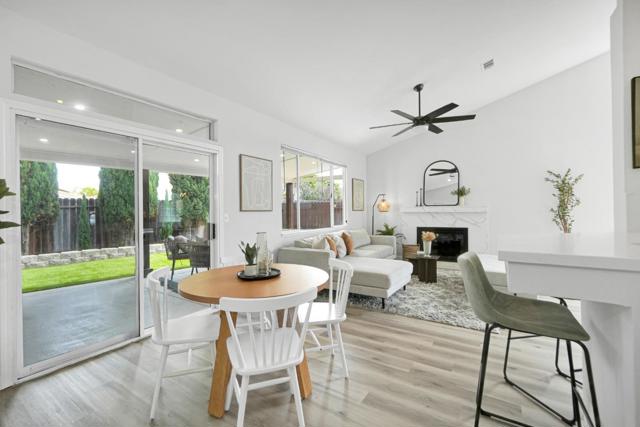 118 Edmeades Court, Oakley CA: https://media.crmls.org/mediaz/585a7299-0036-459d-b5f3-51cdce3f2d1e.jpg