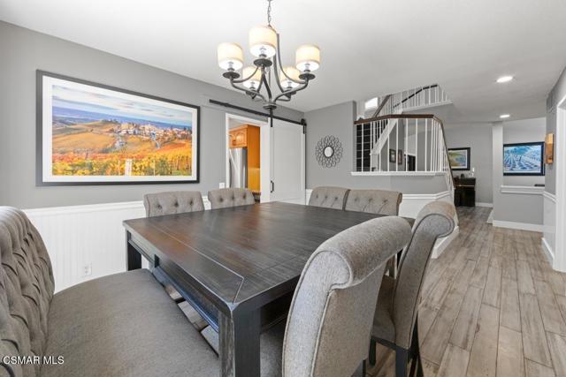 3085 Klamath Avenue, Simi Valley CA: https://media.crmls.org/mediaz/585a9a29-e49f-46e3-a790-791efac64d86.jpg