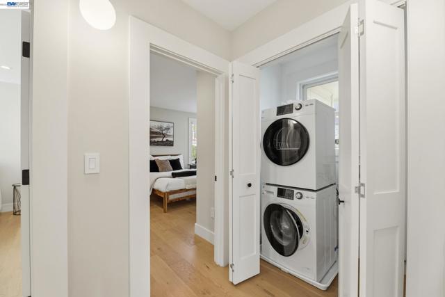 Image 37 of 45 For 1841 Vine St