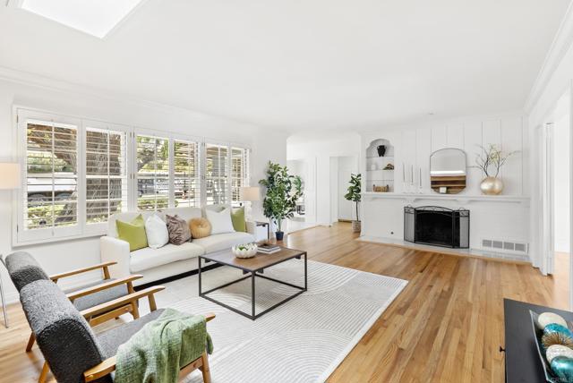 1451 Savoy Circle, San Diego CA: https://media.crmls.org/mediaz/585aeac7-4940-4dcc-a1c1-94bc3cb27657.jpg