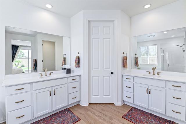 Image 14 of 29 For 34490 Bloomberry Road