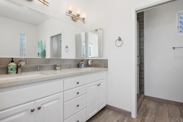 3980 Garfield Street, Carlsbad CA: https://media.crmls.org/mediaz/585d2581-7637-4340-a2d6-66acac067b5f.jpg