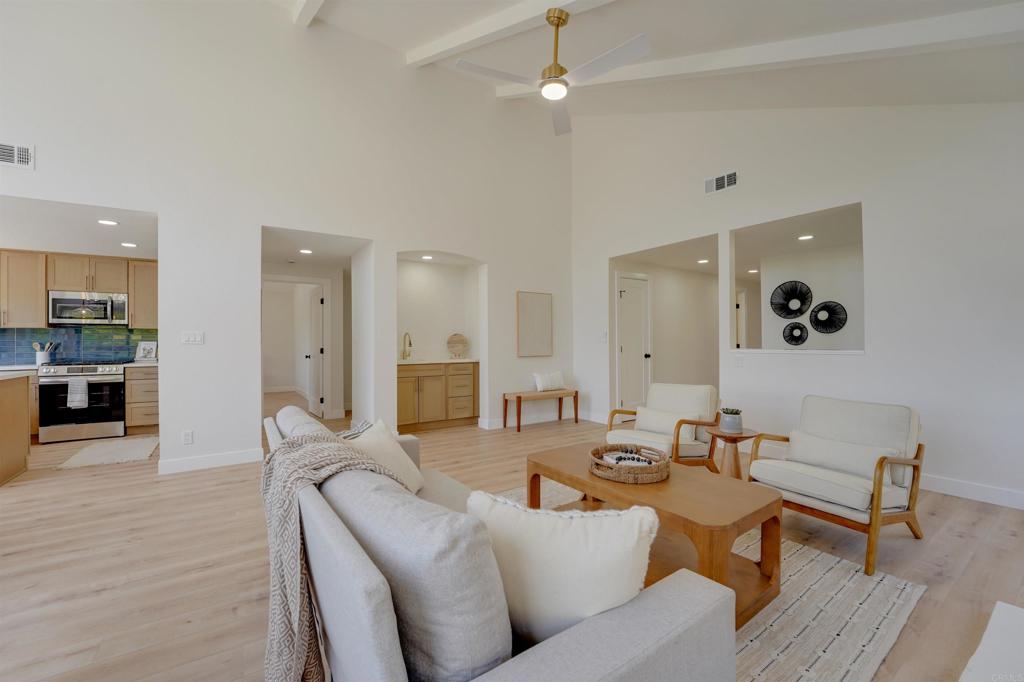 1022 La Casa Drive - photo 13