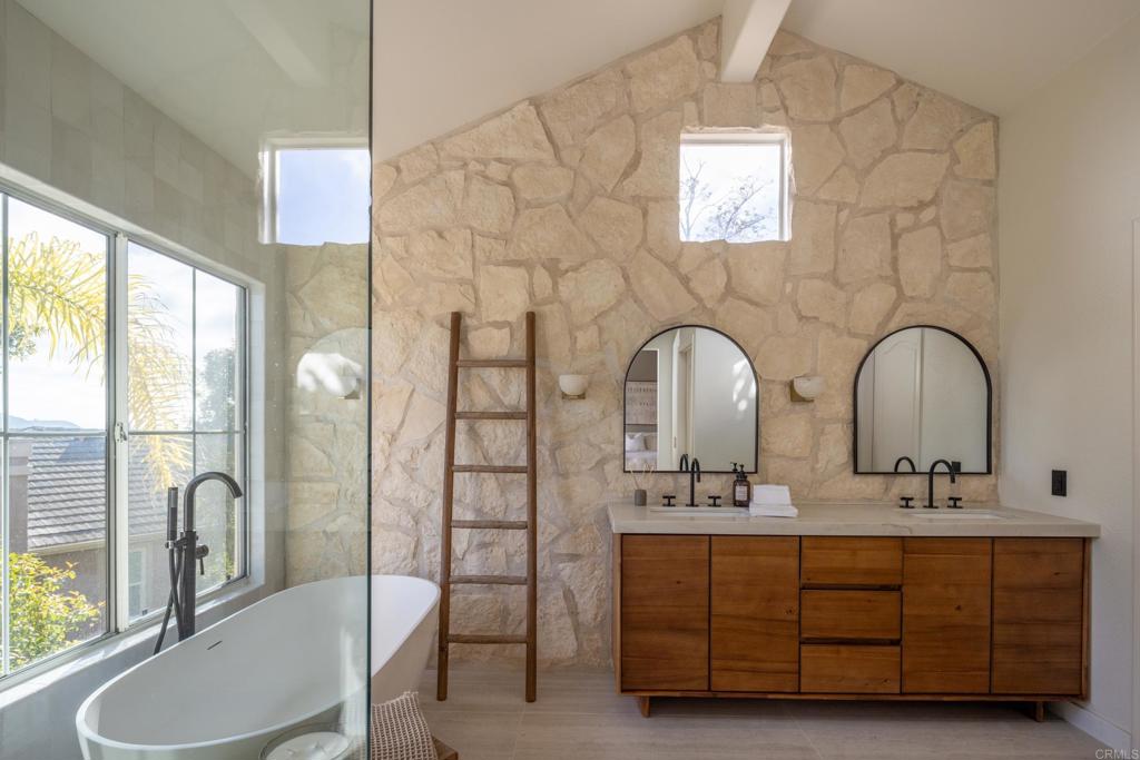 2819 Avenida Valera - photo 16