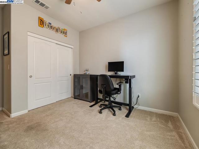 1178 Tropicana Ln, Brentwood CA: https://media.crmls.org/mediaz/585e9379-a8b2-409d-91d5-36a67ad1c893.jpg