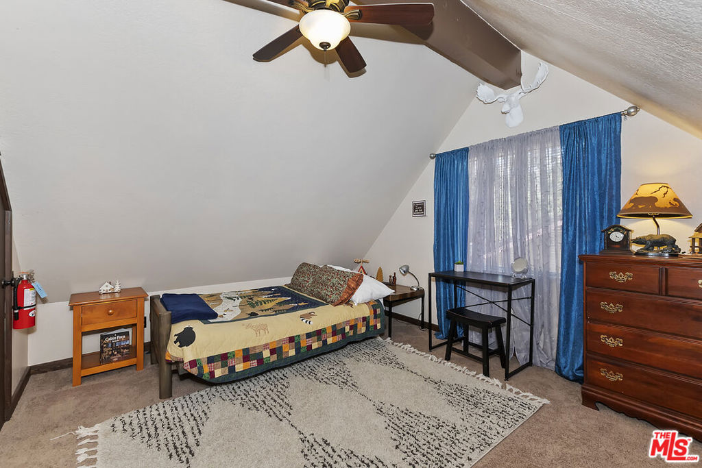 MLS #25522687 img 2