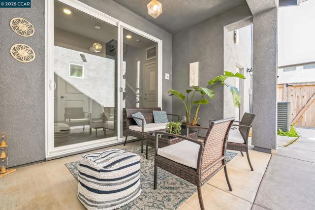 2940 wheat grass street, Sacramento CA: https://media.crmls.org/mediaz/585eed68-a414-40e8-8734-fec59672a44c.jpg