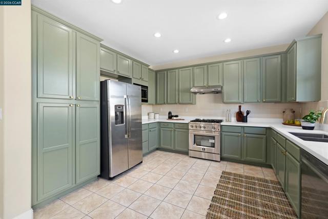 Image 18 of 60 For 1012 Salt Spray Ter