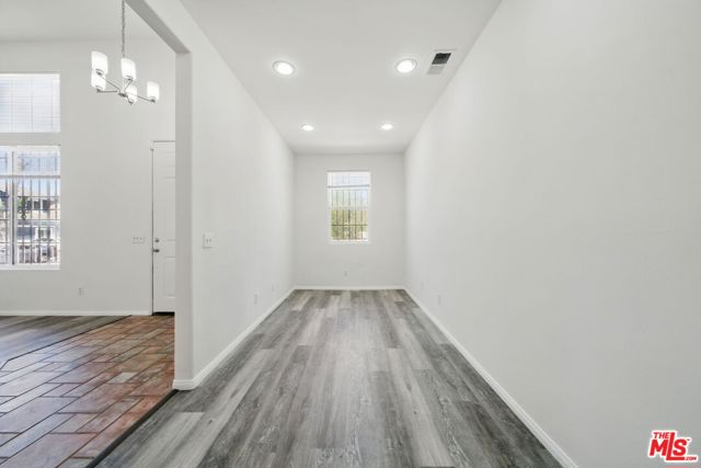 3702 Las Palmas Avenue, Palmdale CA: https://media.crmls.org/mediaz/586046ac-b8a9-4a9f-9d4f-c3927f211950.jpg