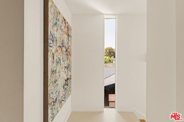 712 Nowita Place photo 10