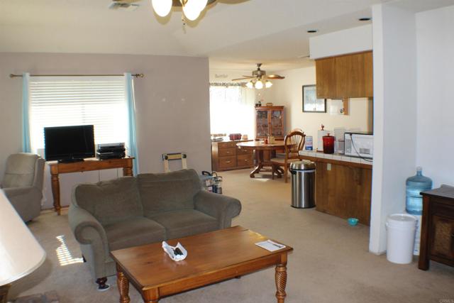 Detail Gallery Image 23 of 26 For 23950 Jacaranda Dr, Tehachapi,  CA 93561 - 3 Beds | 2 Baths