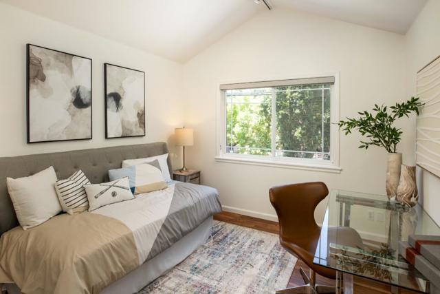 426 8th Avenue, Menlo Park CA: https://media.crmls.org/mediaz/58627247-661f-401a-aea0-c2742093e91a.jpg