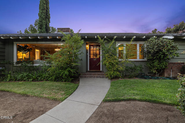 525 N Michillinda Avenue, Pasadena CA: https://media.crmls.org/mediaz/5862c60b-395c-44fe-9365-cb32edfc62d5.jpg