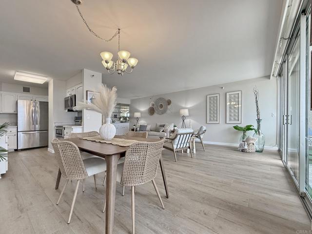 Detail Gallery Image 7 of 29 For 1820 Avenida Del Mundo #306,  Coronado,  CA 92118 - 1 Beds | 1/1 Baths