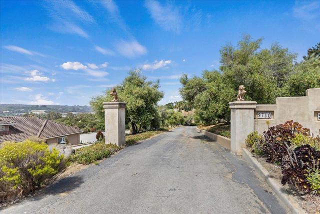 2710 Summerland Road,  CA: https://media.crmls.org/mediaz/5863b8f3-0e48-414f-b8e2-397b4bdc2d0d.jpg