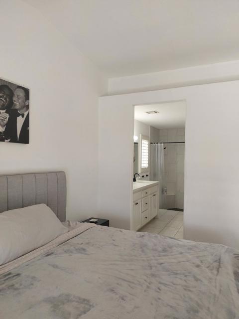 9201 Warwick, Desert Hot Springs CA: https://media.crmls.org/mediaz/58648523-1cf3-4880-829e-4d2603213383.jpg