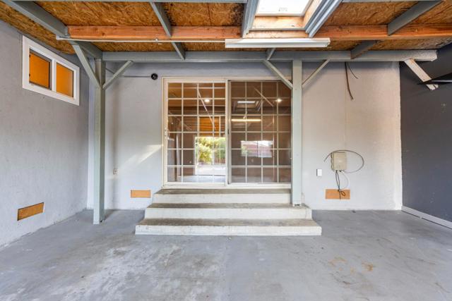 641 Main Street, Soledad CA: https://media.crmls.org/mediaz/5865b1f7-22b8-4788-a715-4333a1b9bfcb.jpg