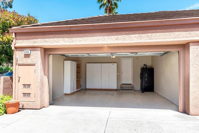 4009 W Lakeshore Drive, San Ramon CA: https://media.crmls.org/mediaz/5865e478-f140-47a5-b3f0-343b7d1b3d5a.jpg