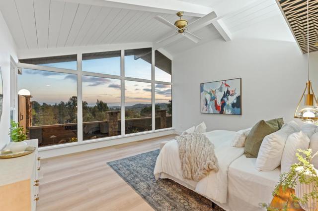 4911 Beaumont Dr, La Mesa CA: https://media.crmls.org/mediaz/5865e979-f817-4aa7-95bc-9b341e79ab2e.jpg