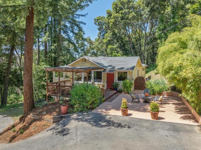 11949 Lakeshore Drive, Felton CA: https://media.crmls.org/mediaz/58664515-1284-4138-9db3-3f0ed8f4c427.jpg