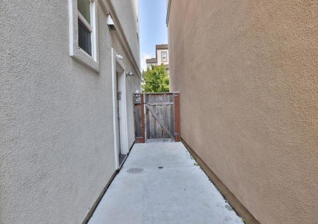 825 Garden Street, Milpitas CA: https://media.crmls.org/mediaz/5866585b-5966-460c-b8d4-f408c8be683d.jpg