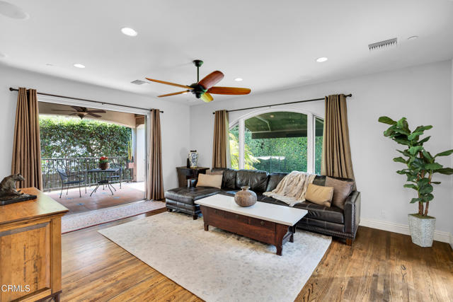 171 N Sunset Place, Monrovia CA: https://media.crmls.org/mediaz/5867ae0e-e965-40ff-b1a1-9ce7bfc31490.jpg