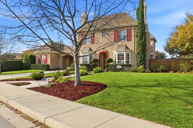 1625 Mission Avenida, Morgan Hill CA: https://media.crmls.org/mediaz/58687484-dfb6-46f1-b3b3-c6ca757d1397.jpg