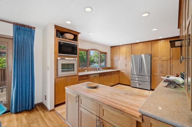 630 Barnsley Way, Sunnyvale CA: https://media.crmls.org/mediaz/586b1b27-9b12-48c9-b6ca-15dd8f545441.jpg