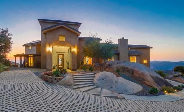 13037 Yerba Valley Way, Lakeside CA: https://media.crmls.org/mediaz/586c7fe9-204e-47e7-ae8b-ef318702493e.jpg
