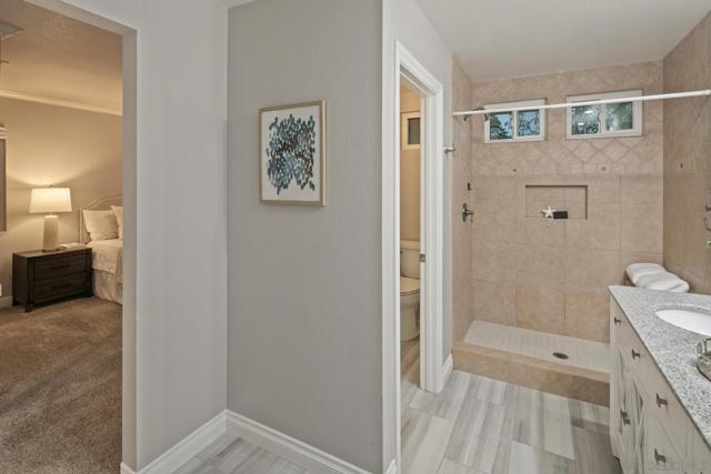 1614 Wesley Way, Vista CA: https://media.crmls.org/mediaz/586d9ca6-5d75-4276-aae5-c30ad2304d59.jpg