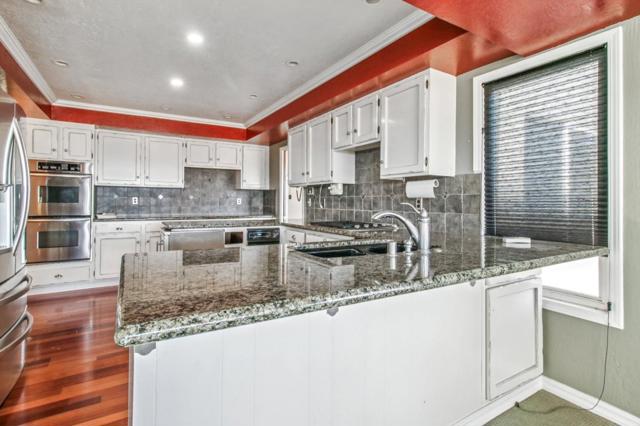 17365 Oak Leaf Drive, Morgan Hill CA: https://media.crmls.org/mediaz/586dcadc-7c6c-4096-bb7f-b20c88484232.jpg