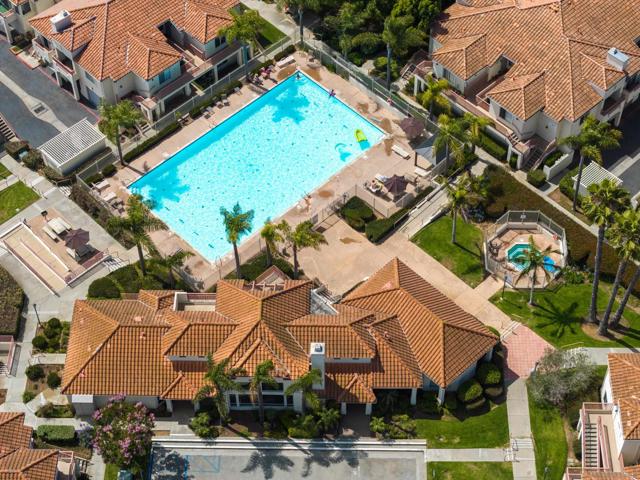500 Lands End Way, Oceanside CA: https://media.crmls.org/mediaz/586ec563-6e71-4f38-a03e-45ba6a4956bd.jpg