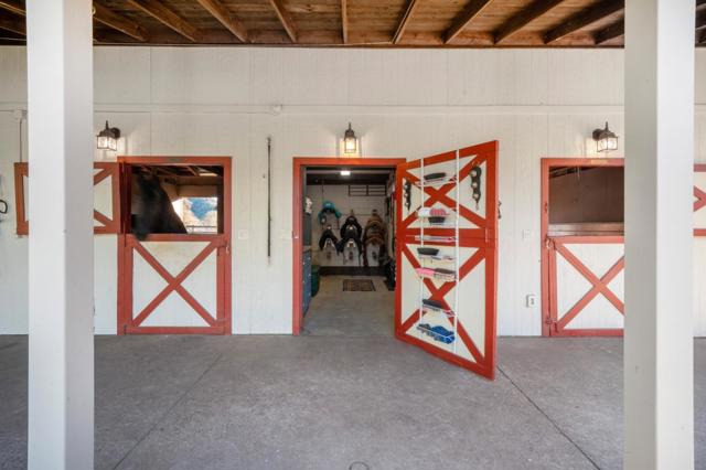 12170 Calle Uvas, Gilroy CA: https://media.crmls.org/mediaz/586f9e34-1c57-464e-b5ac-2af2797b6deb.jpg