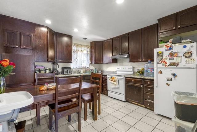 938 College Drive, San Jose CA: https://media.crmls.org/mediaz/587021f7-50a1-4387-8f37-55873e8f4581.jpg