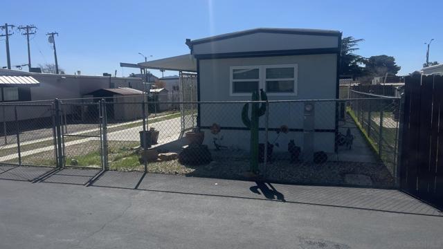 1490 6th Street, Beaumont, California 92223, 2 Bedrooms Bedrooms, ,1 BathroomBathrooms,Residential,For Sale,6th Street,250021102SD