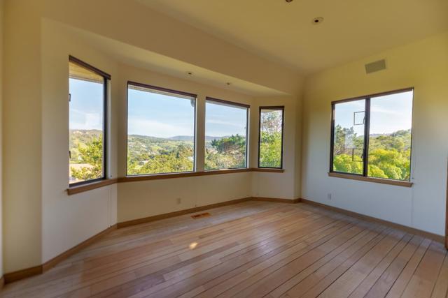 54 Corral De Tierra Road, Salinas CA: https://media.crmls.org/mediaz/587097d1-715e-41bf-96f4-6065b2cf8c97.jpg