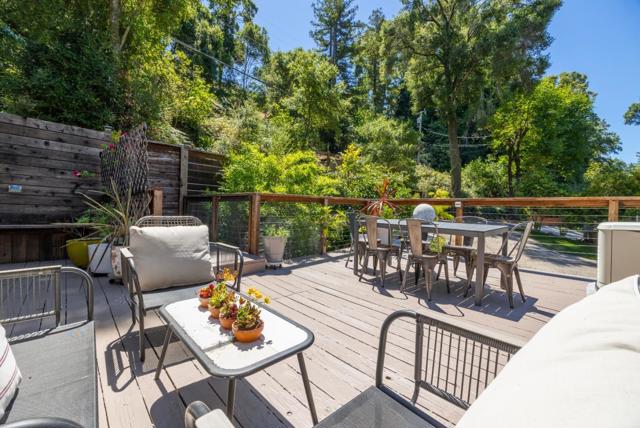 321 Valencia Road, Aptos CA: https://media.crmls.org/mediaz/5871637f-1d7e-4d3b-a575-fa8cfc169ec2.jpg