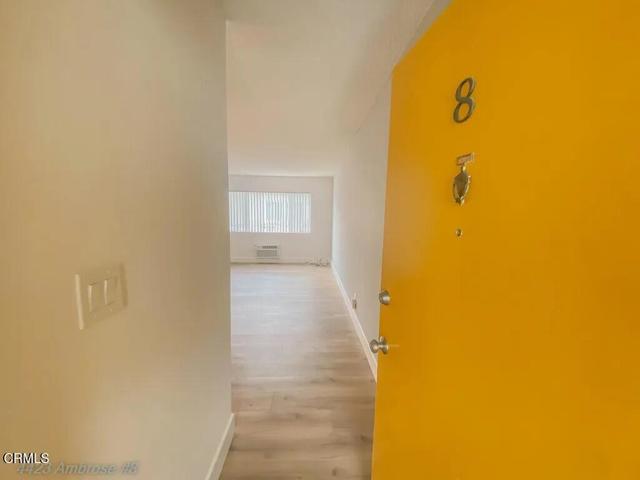 Detail Gallery Image 2 of 14 For 4423 Ambrose Ave #8,  Los Angeles,  CA 90027 - 2 Beds | 2 Baths