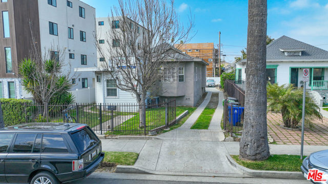 1293 36th Street, Los Angeles, California 90007, ,Multi-Family,For Sale,36th,24403199