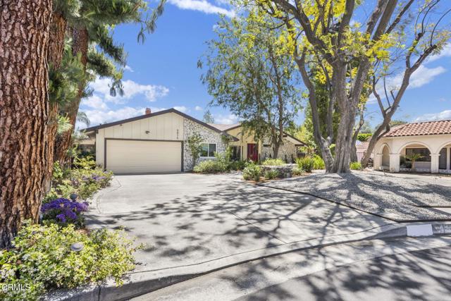 Detail Gallery Image 2 of 50 For 9816 Calvin Avenue, Northridge,  CA 91324 - 6 Beds | 4/2 Baths