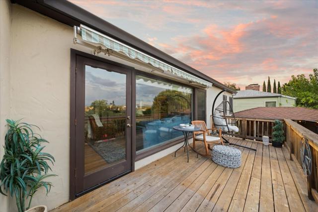 1901 Chestnut Street, Redding CA: https://media.crmls.org/mediaz/5872afa2-06a7-4ea5-bddd-ebb50287636b.jpg