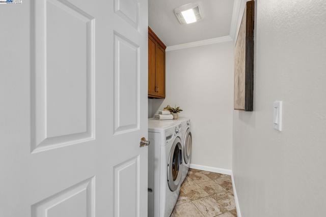 5487 Treeflower Dr, Livermore CA: https://media.crmls.org/mediaz/58746afc-4770-4c22-a3f9-9b9f33bc9fc2.jpg