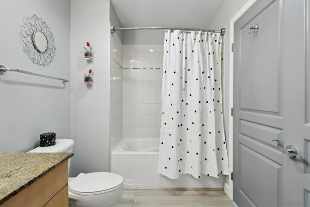 1580 Union St, San Diego CA: https://media.crmls.org/mediaz/587470d4-ee40-4868-bc7a-d6afbe04368a.jpg