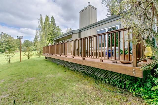 281 Anchor Court, Boulder Creek CA: https://media.crmls.org/mediaz/5874861d-6cb1-48be-9aea-ac8be13f4fd4.jpg