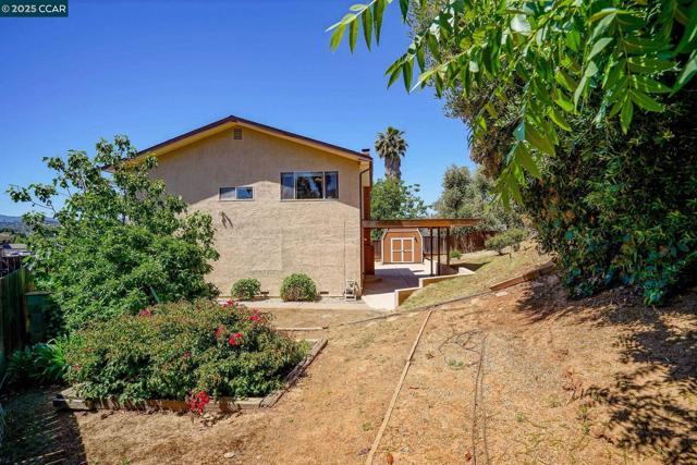 89 Cormorant Court, Martinez CA: https://media.crmls.org/mediaz/5874dea5-f525-429f-a084-96a8cf60467a.jpg