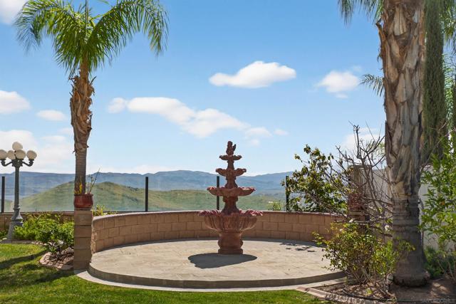 Image 54 of 73 For 18410 Lakepointe Dr