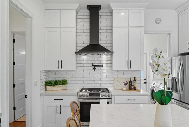 320 N Ellsworth Avenue, San Mateo CA: https://media.crmls.org/mediaz/5879a658-e59f-4638-9840-36f77f740163.jpg