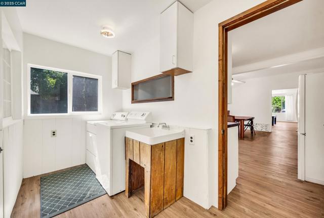 367 Rose Avenue, Pleasanton CA: https://media.crmls.org/mediaz/587a1b5e-56b2-4533-8d45-d60770f51e1f.jpg
