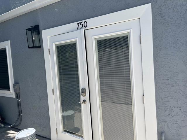 Image 3 of 17 For 750 E Ave  