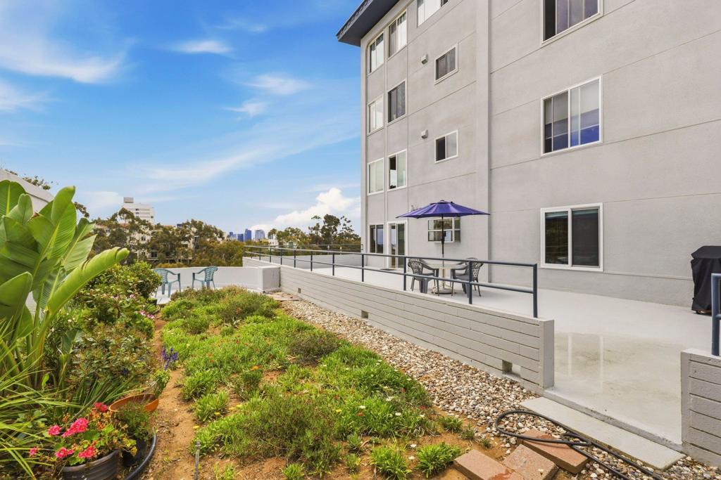 2909 1st - photo 16